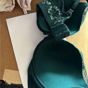 Victoria's Secret Teal Lace Bra